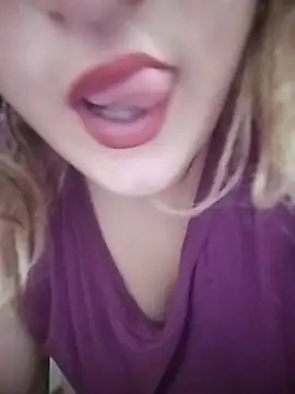 Snapshot of SWEETLUNA077 chatting on September 15, 2025, 8:20 pm SWEETLUNA077 online show from September 15, 2025, 8:20 pm