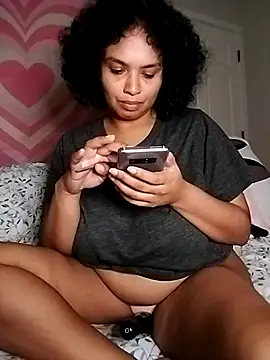 TasteeKitty online show from October 18, 2025, 9:10 am