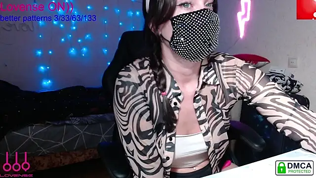 sweet cute cat online show from March 16, 2025, 8:10 am