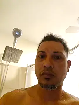 Snapshot of tropikboy chatting on January 31, 2025, 9:59 am tropikboy online show from January 31, 2025, 9:59 am