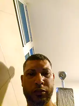 Snapshot of tropikboy chatting on October 10, 2025, 10:14 am tropikboy online show from October 10, 2025, 10:14 am