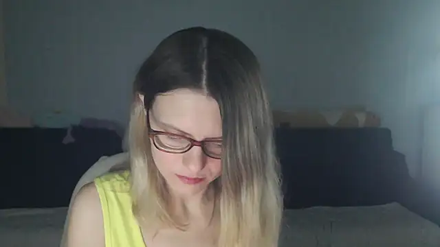 night is dark online show from December 4, 2025, 10:29 pm