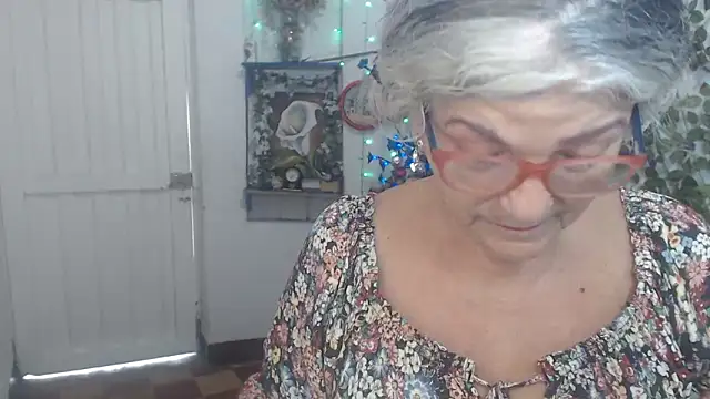 FunnyGrandma online show from December 16, 2025, 6:46 pm