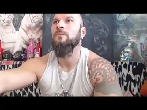 Snapshot of viking_30 chatting on January 5, 2025, 10:32 am viking 30 online show from January 5, 2025, 10:32 am