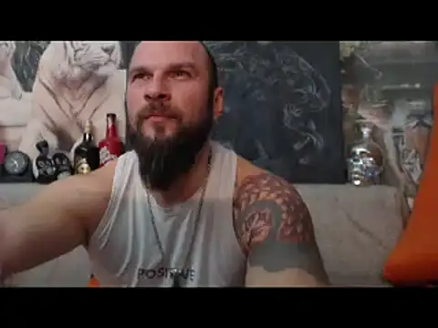 Snapshot of viking_30 chatting on January 18, 2025, 8:30 pm viking 30 online show from January 18, 2025, 8:30 pm