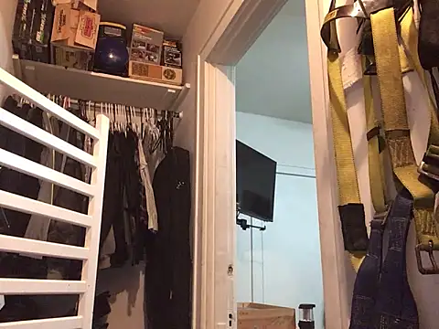 Snapshot of Jcharlesnew69@xh chatting on October 15, 2025, 12:11 am Jcharlesnew69xh online show from October 15, 2025, 12:11 am