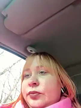 Model9798 online show from February 7, 2025, 11:01 am