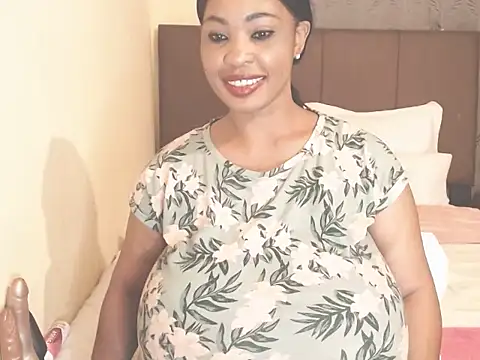 Snapshot of MissTits chatting on September 27, 2025, 9:47 am MissTits online show from September 27, 2025, 9:47 am