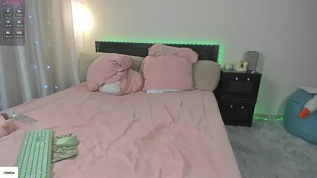 Snapshot of Dream_sexy chatting on October 2, 2025, 5:14 am Dream sexy online show from October 2, 2025, 5:14 am