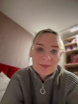 The Snowwhitee online show from January 11, 2025, 4:03 pm