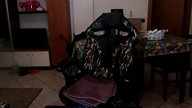 ADELE30 online show from December 6, 2024, 10:08 pm