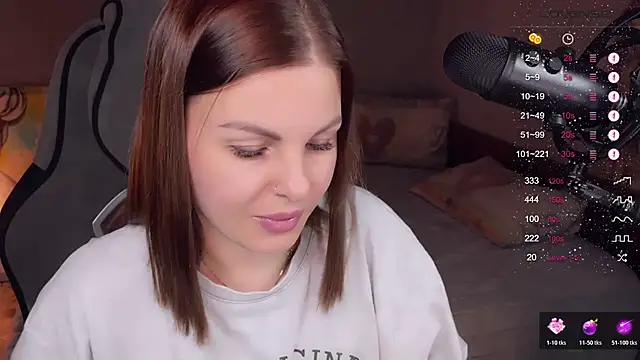 Your Sweet Lilu online show from December 18, 2025, 4:24 pm