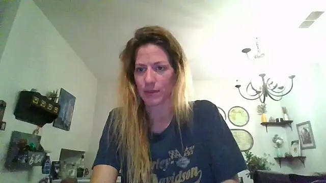 Rhodesxox online show from October 19, 2025, 2:12 am