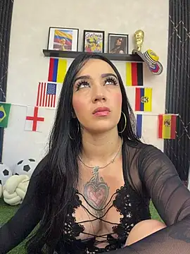 EmmyEvans1 online show from July 9, 2026, 7:07 pm