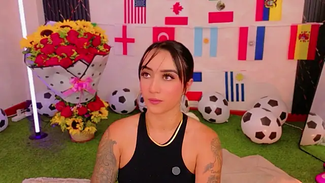 EmmyEvans1 online show from July 12, 2026, 7:38 pm