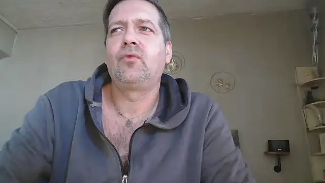 matrikes1 online show from March 1, 2026, 11:12 am