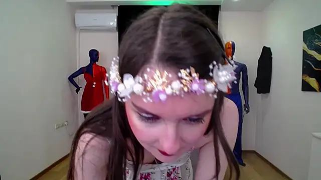 CloudGrace online show from February 4, 2025, 6:25 am