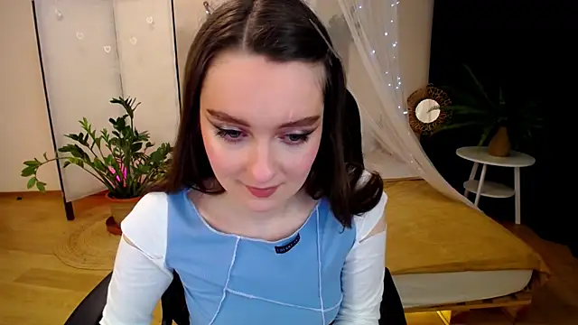 CloudGrace online show from March 13, 2025, 3:11 am