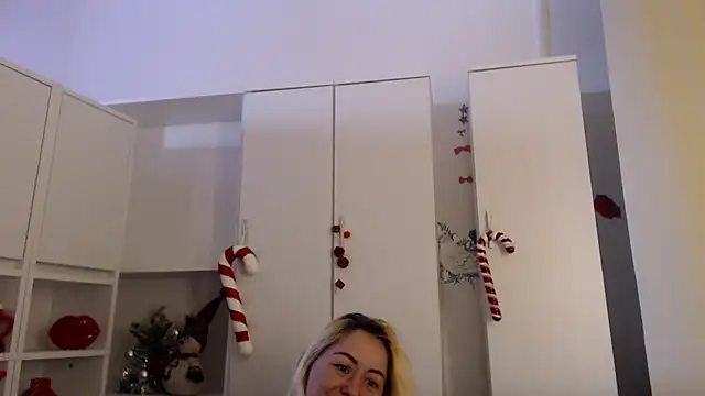 Snapshot of spell_of_love chatting on January 15, 2026, 12:32 pm spell of love online show from January 15, 2026, 12:32 pm