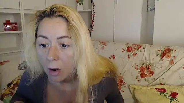 Snapshot of spell_of_love chatting on March 30, 2026, 5:47 pm spell of love online show from March 30, 2026, 5:47 pm