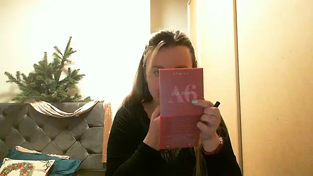 SusanCurt online show from January 7, 2026, 5:48 pm