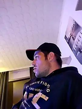 Codymc89 online show from September 18, 2025, 11:18 pm