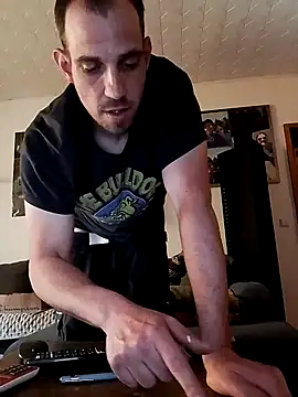 Codymc89 online show from April 9, 2026, 3:28 pm