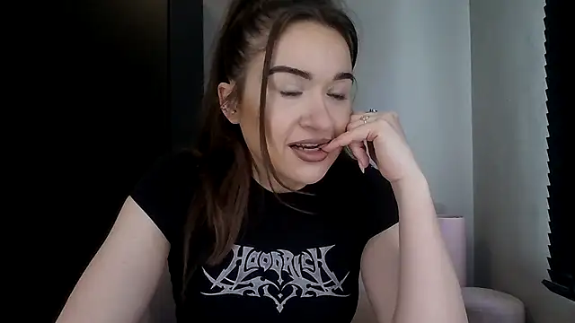 avajade online show from February 25, 2026, 9:19 am