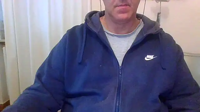 ANONIMO7735 online show from October 3, 2025, 5:04 am