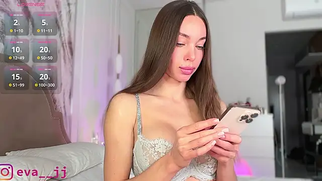 Eva JJ online show from April 3, 2026, 1:58 am