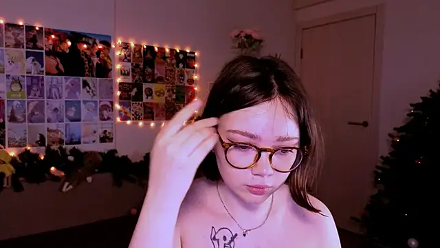 Snapshot of MilenaSaint chatting on January 9, 2025, 2:43 am MilenaSaint online show from January 9, 2025, 2:43 am