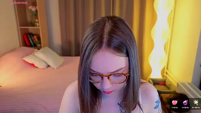 MilenaSaint online show from March 20, 2026, 3:44 am