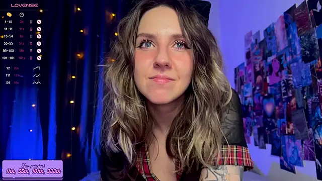 Snapshot of HotaruTomo chatting on October 6, 2025, 3:15 am HotaruTomo online show from October 6, 2025, 3:15 am