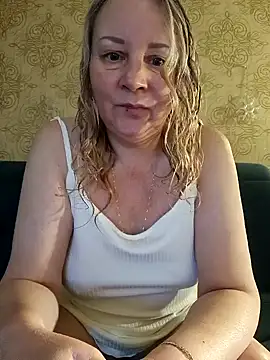 Snapshot of Janahotty chatting on December 6, 2024, 10:19 pm Janahotty online show from December 6, 2024, 10:19 pm