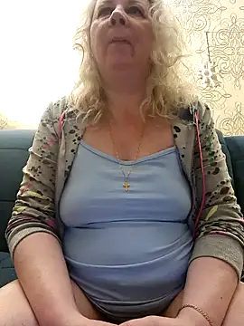 Snapshot of Janahotty chatting on March 18, 2025, 11:09 pm Janahotty online show from March 18, 2025, 11:09 pm