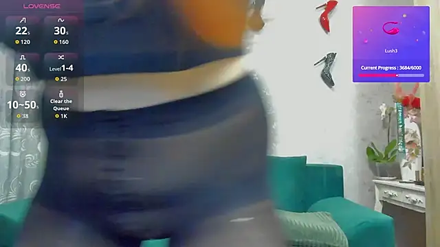 emilianna666 online show from October 27, 2025, 1:48 pm