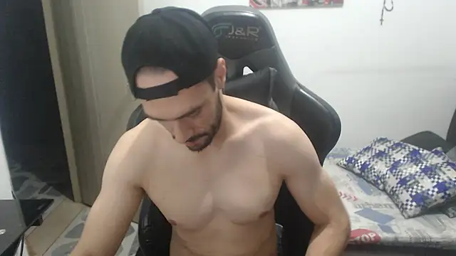 Snapshot of samuelgarcia_ chatting on October 23, 2025, 7:07 am samuelgarcia online show from October 23, 2025, 7:07 am