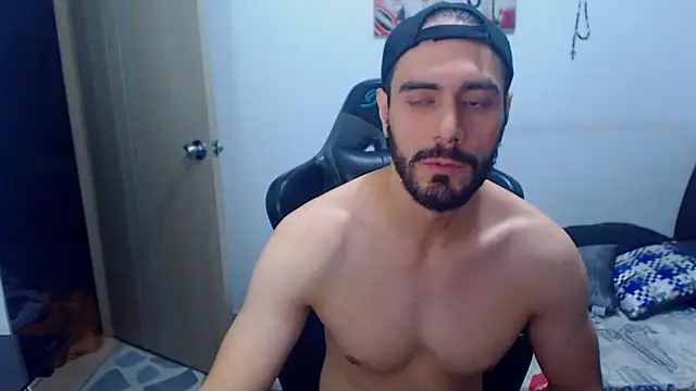 Snapshot of samuelgarcia_ chatting on November 5, 2025, 9:42 am samuelgarcia online show from November 5, 2025, 9:42 am