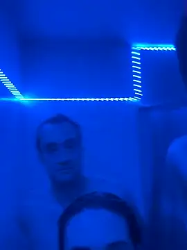 mirandamark2020 online show from April 22, 2026, 5:10 am