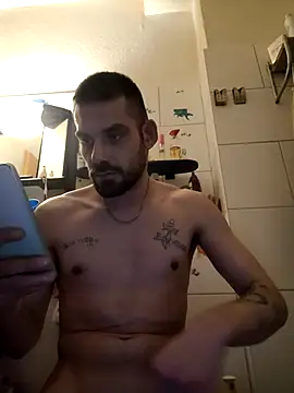 Renne6666 online show from March 12, 2026, 2:39 am