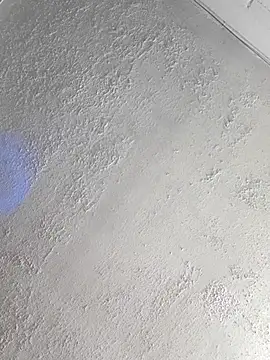 Snapshot of TommyMomentum chatting on November 13, 2025, 4:55 am TommyMomentum online show from November 13, 2025, 4:55 am