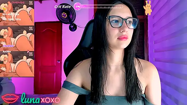 Luniverse online show from September 10, 2025, 8:53 pm