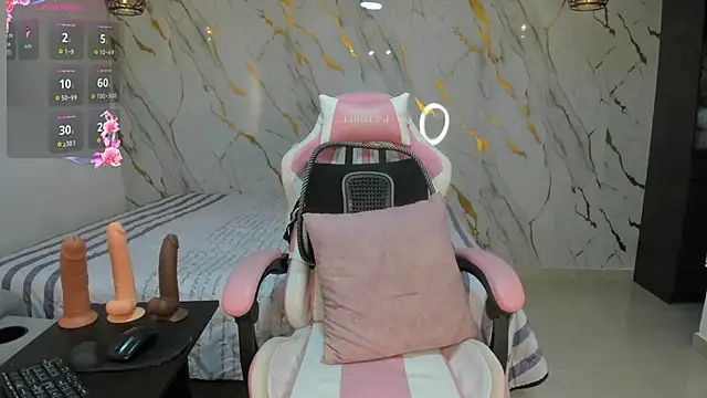 Snapshot of angelinafit chatting on March 17, 2025, 7:04 pm angelinafit online show from March 17, 2025, 7:04 pm