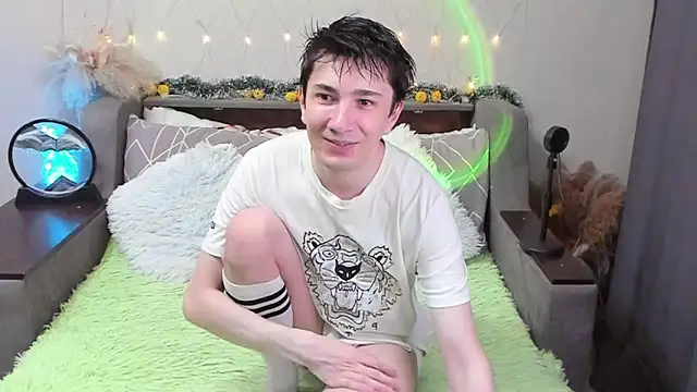 Snapshot of Yumi_steve chatting on October 25, 2025, 5:51 pm Yumi steve online show from October 25, 2025, 5:51 pm