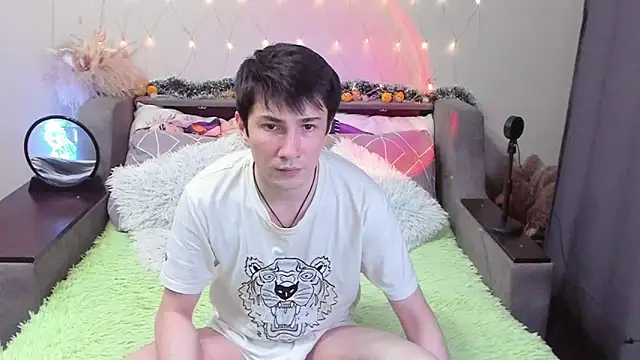 Snapshot of Yumi_steve chatting on November 5, 2025, 4:40 pm Yumi steve online show from November 5, 2025, 4:40 pm