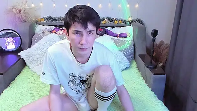 Snapshot of Yumi_steve chatting on November 14, 2025, 3:22 pm Yumi steve online show from November 14, 2025, 3:22 pm