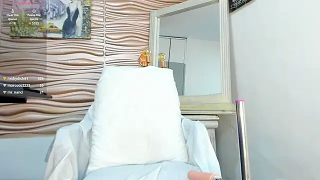 mia pineda online show from February 26, 2026, 8:02 am