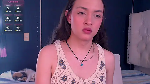 Snapshot of valen_thompson chatting on February 28, 2025, 12:10 am valen thompson online show from February 28, 2025, 12:10 am