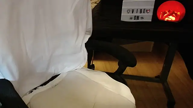 Cocotinexo online show from March 3, 2026, 5:13 am