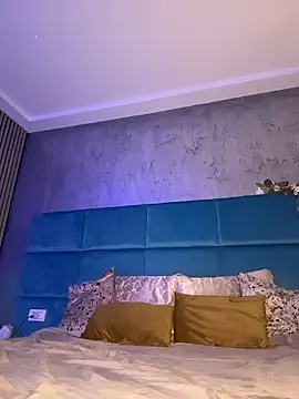 RockQueen A online show from April 7, 2026, 4:46 am